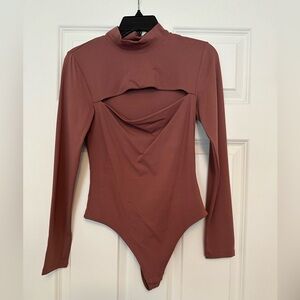 Aritzia Babaton cut-out mock neck bodysuit